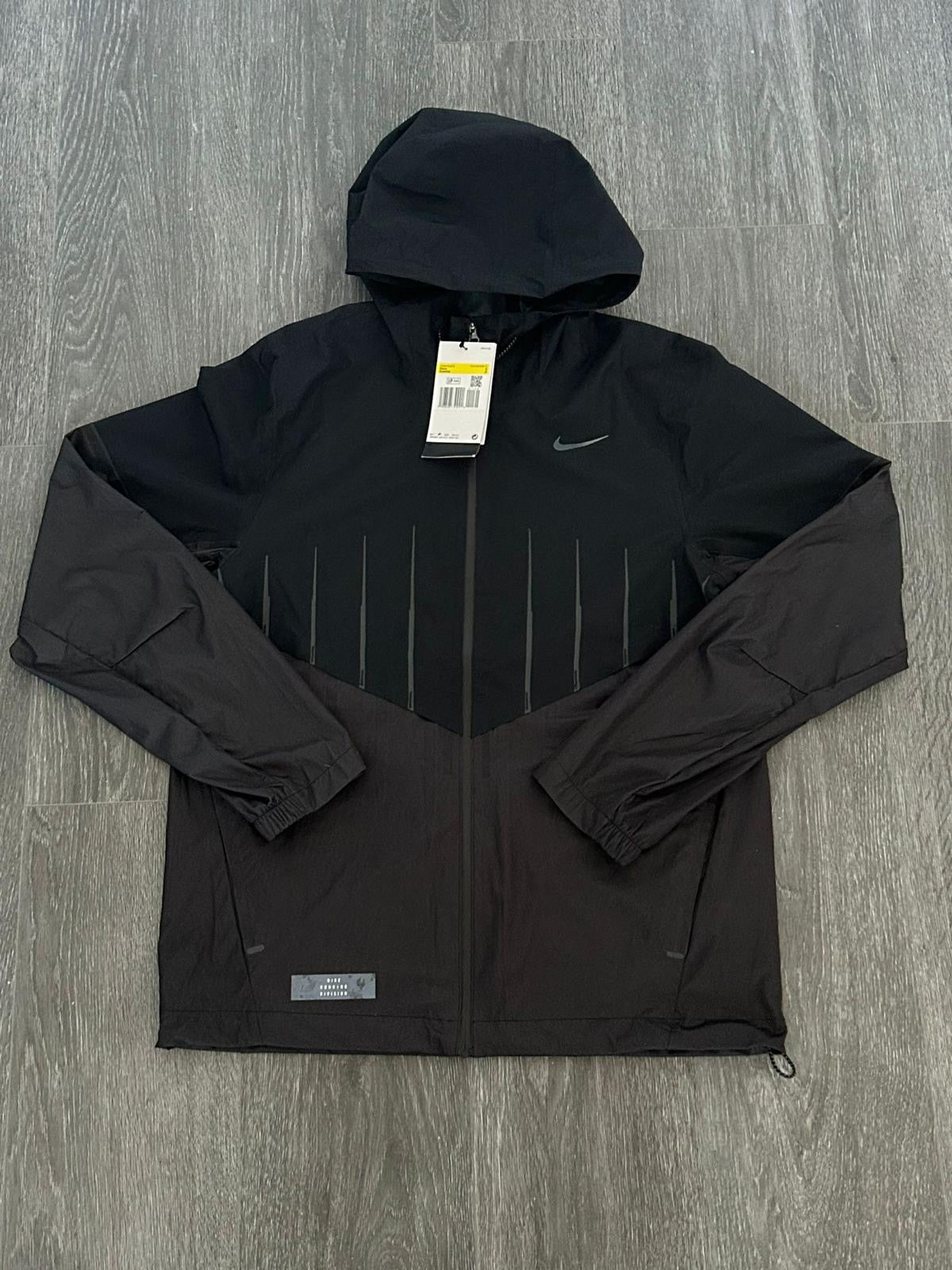 Nike Storm-Fit ADV Windrunner Jacket