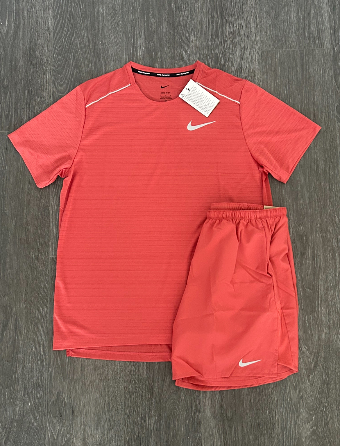 Nike Miler 1.0 Abode & Nike Challenger Shorts Set