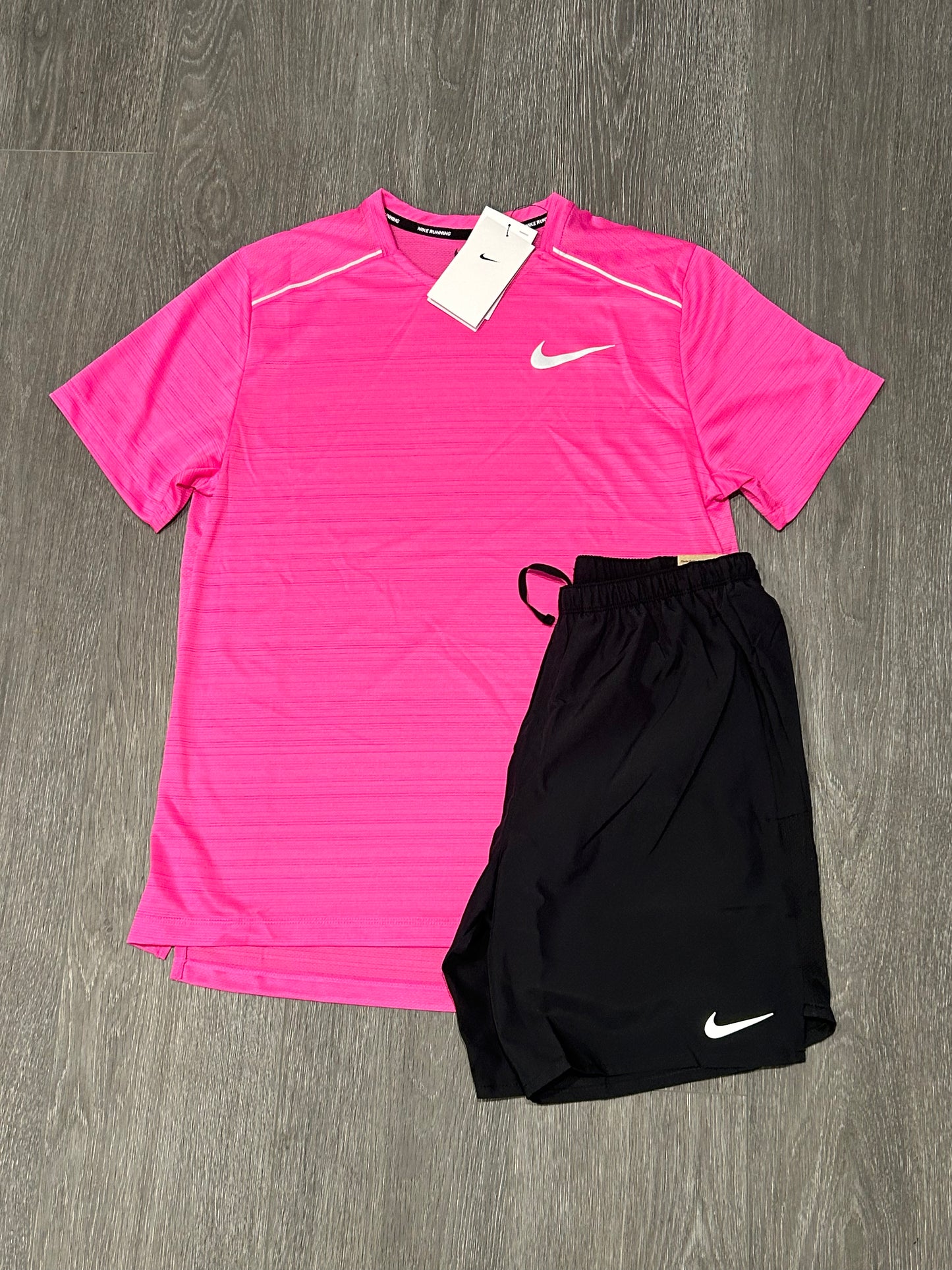 Nike Miler 1.0 Hot Pink & Nike Challenger Shorts