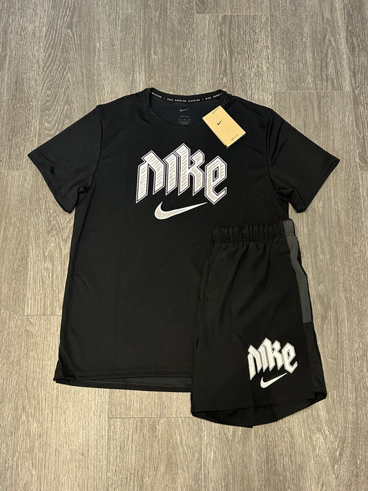 Nike Running Division Set